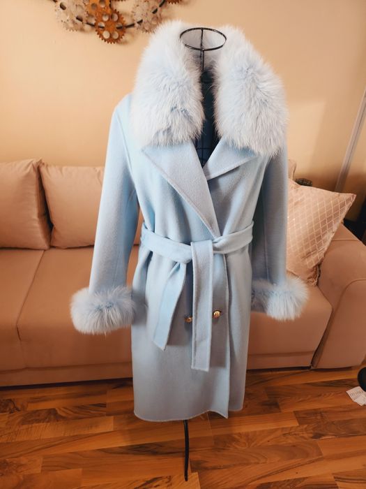 Ново дамско палто 80% кашмир