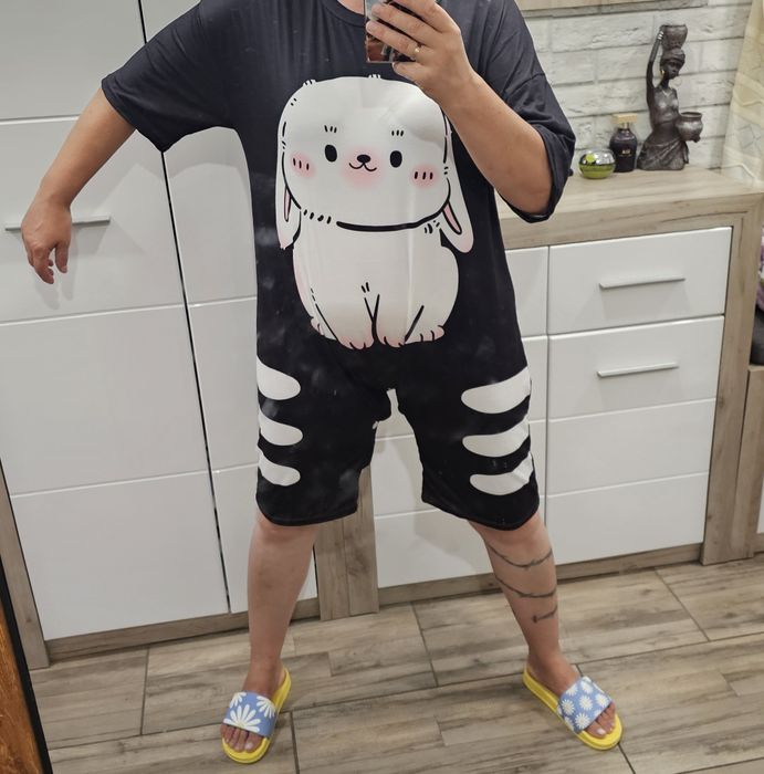 Пижама изцяло с копчета отдолу