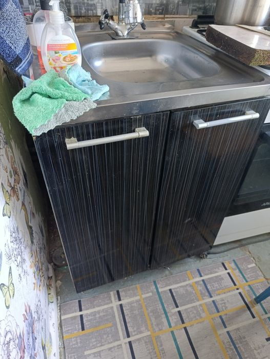 Отдам кухонный гарнитур