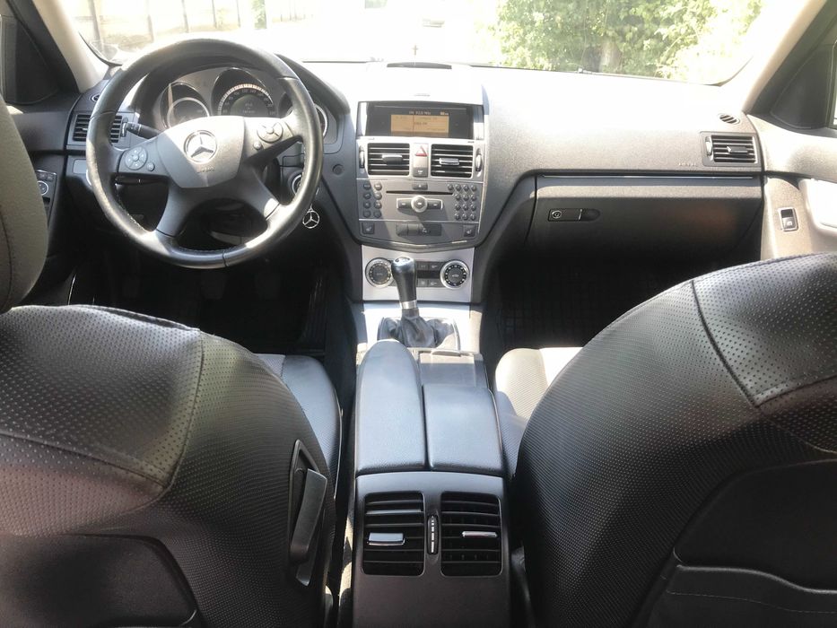 MERCEDES-BENZ E-Class 2010 — imagine 4