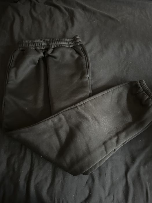 Дънки и панталони нови