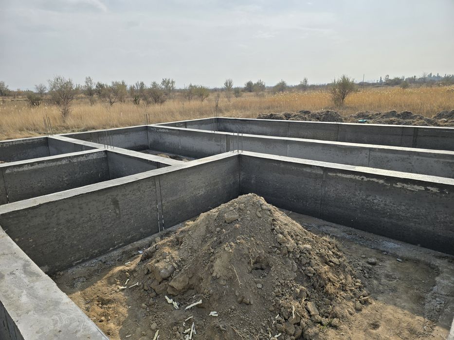 Фундамент құямыз.