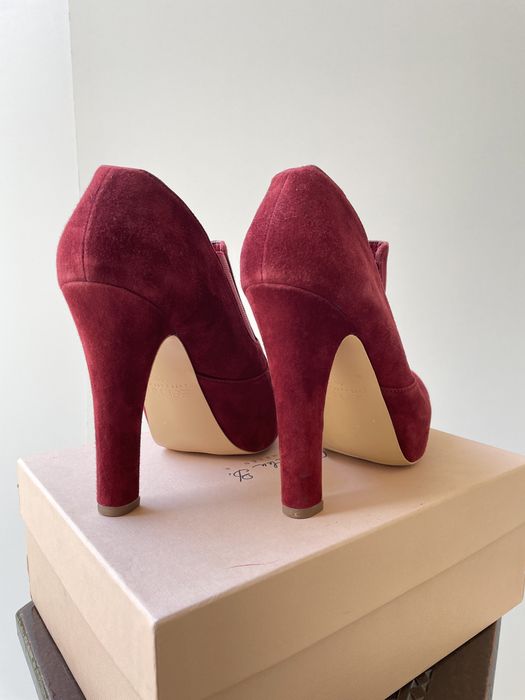 Pantofi / Botine Esprit visinii cu toc piele intoarsa