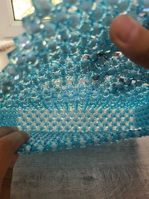 голубая сумочка из бисера