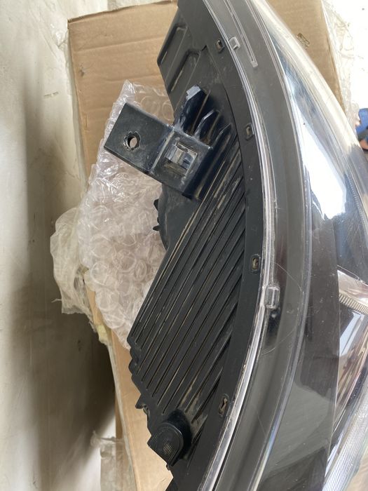 Фара Hyundai Accent