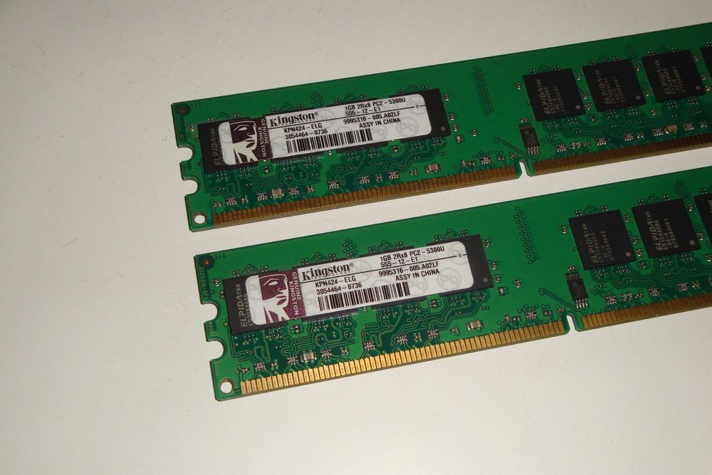 set memorie ram kingston ddr2 2gb dual channel kit pc2 5300 667mhz