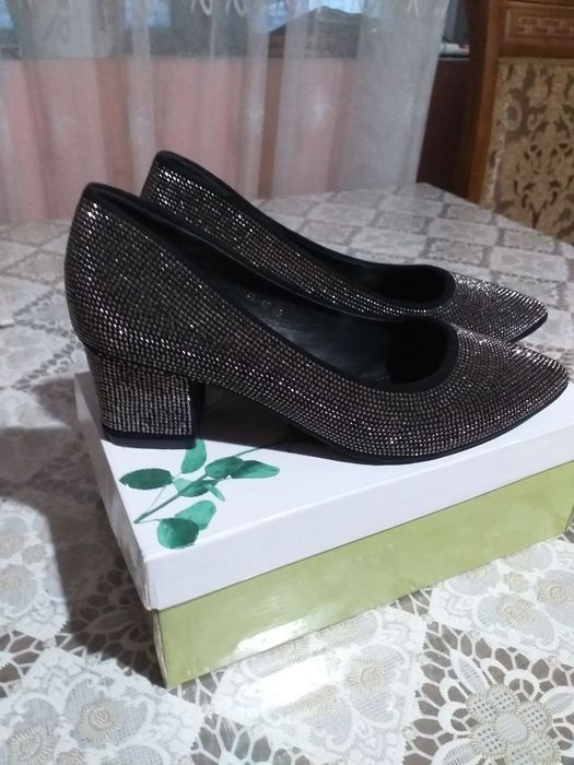 Туфли фирма VANESSA