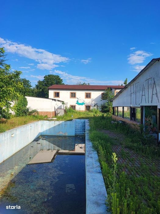 Vand teren comercial la E85 – Fostul Complex Roata Vietii.