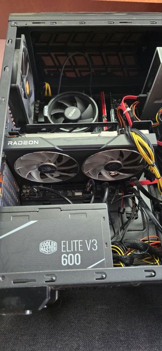 Геймърски компютър rx6600xt ryzen 5