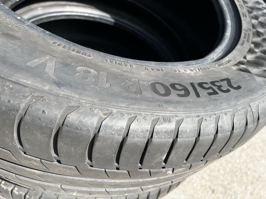 Два баллона – 235 / 60 / 18 – лето