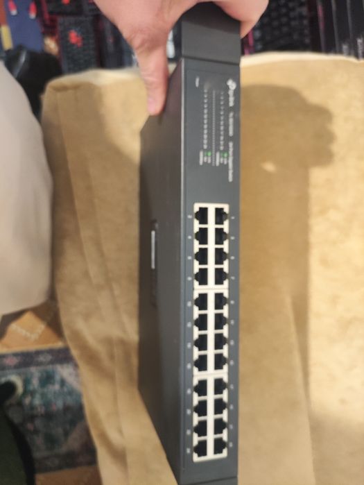 Коммутатор с 24 портами 1000gb