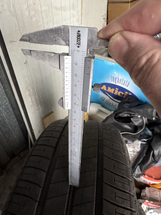 Anvelope vara 205/55/16