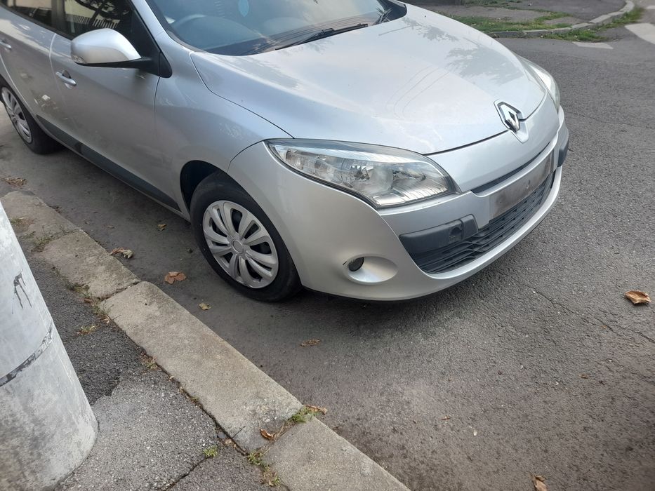Megane 3 vas lichid apa si alte piese