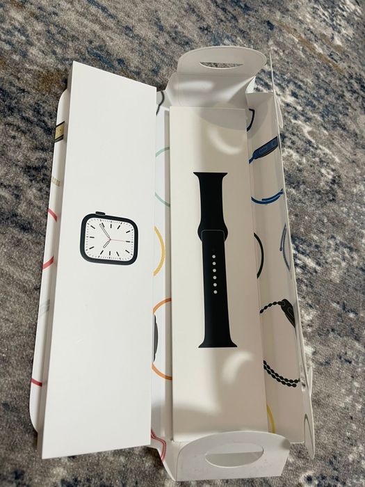 Apple Watch 7 41mm + 45mm