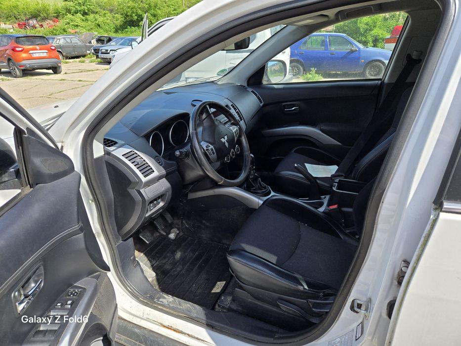 Мицубиши Аутлендър 2.2 дизел 177 к.с. НА ЧАСТИ./Mitsubishi outlander