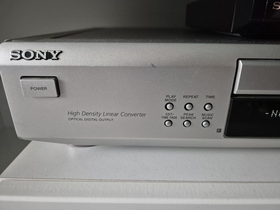 SONY CDP XE-510 сд-плеър