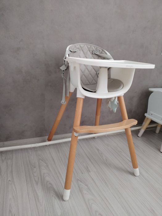 Детски стол за хранене