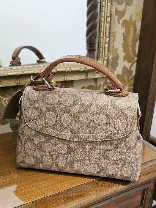 Poșetă Coach New York – nouă