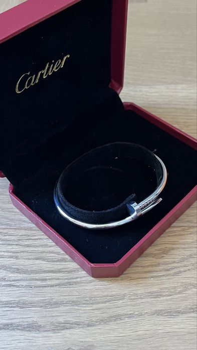 Cartier гривни нови