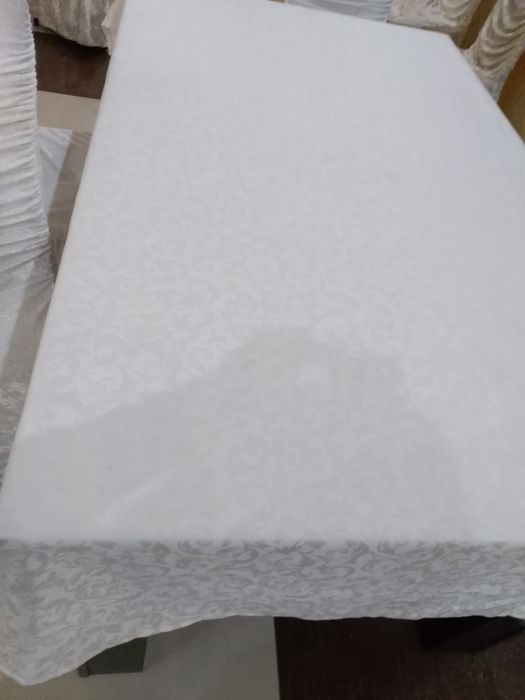 Продам шторы ,накидки для стульев