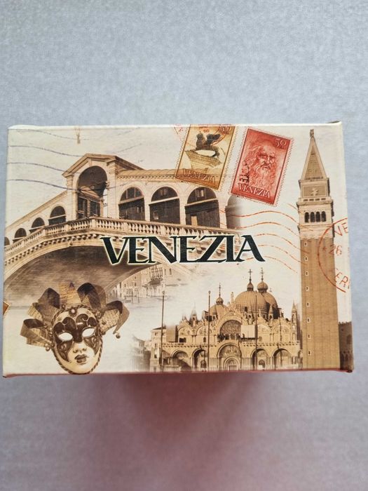 чаша за кафе или чай, с лъжичка