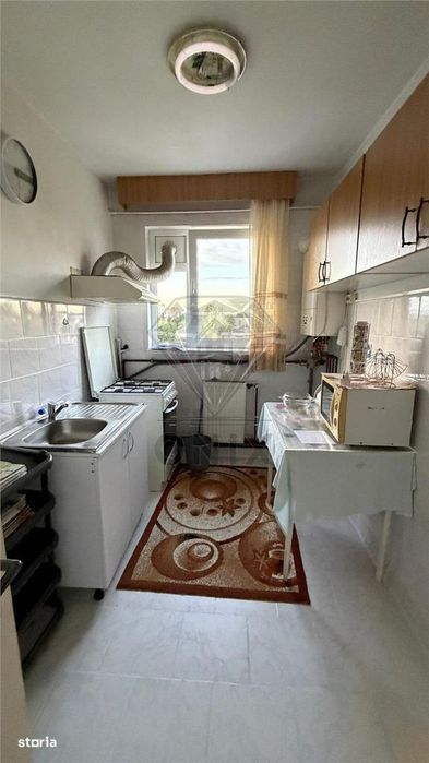 Apartament 2 camere de vanzare, cartier Vest Ploiesti - ONX109