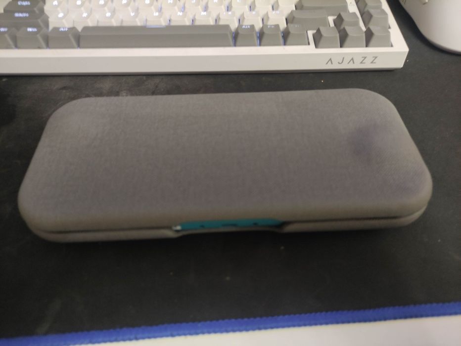 Продается прошитый Switch lite