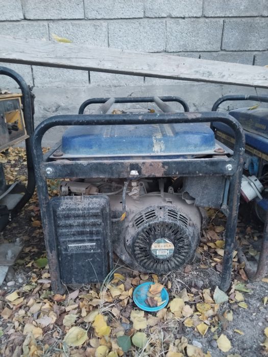 Продаю Генератор