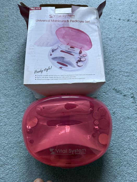 Trusa manichiura si pedichiura