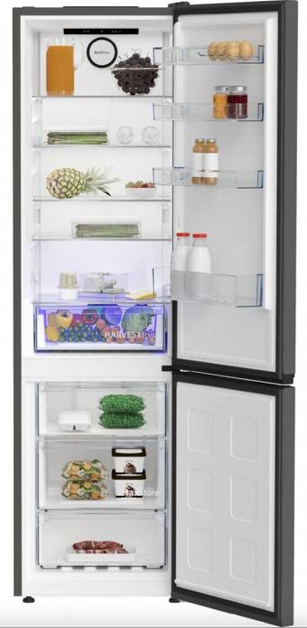 Нов инверторен хладилник с фризер Beko Bpro 500 204 см