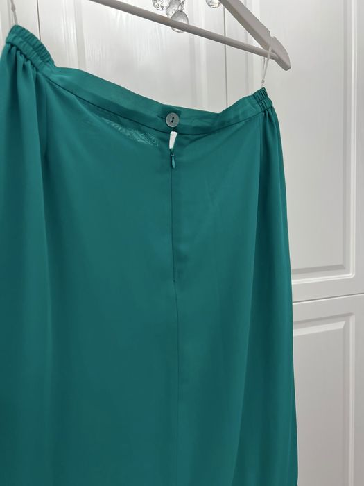 Vand costum pentru femei