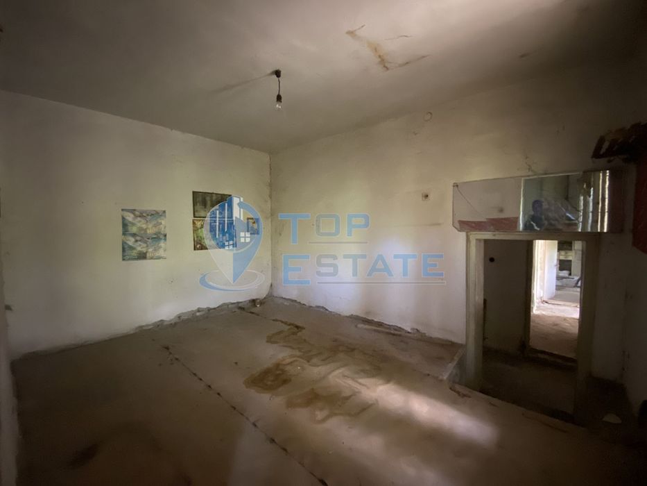 Продава се Къща в с. Караисен, Област Велико Търново - 200 кв.м за 85 €/кв.м - Снимка #4