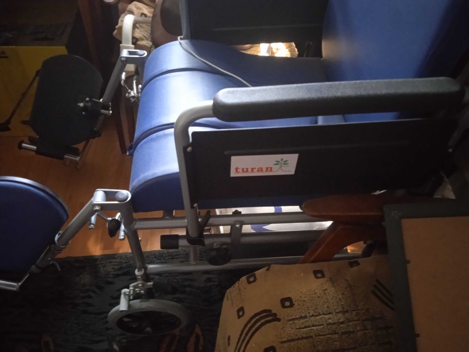 инвалидная коляска