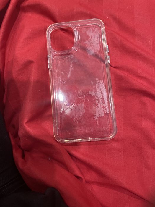 Продам чехлы на айфон 12