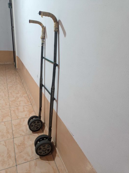 Тележка (запчасти).