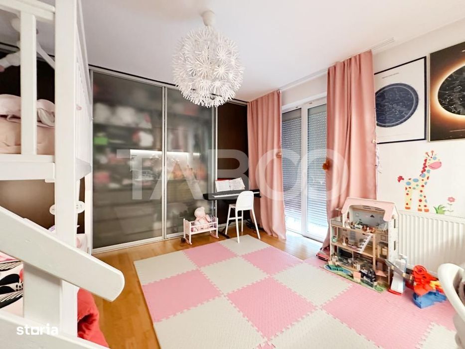 Apartament cu 3 camere de vanzare 113 mp garaj boxa Andrei Muresanu