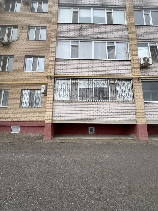 Продам пластиковые окна на балкон
