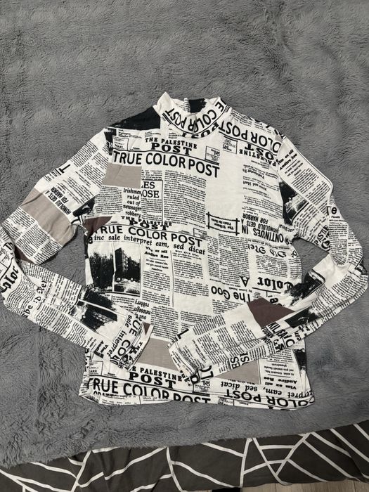 Ефектна блуза с вестникарски принт и поло яка 3 apple (Размер L) – Отлично състояние