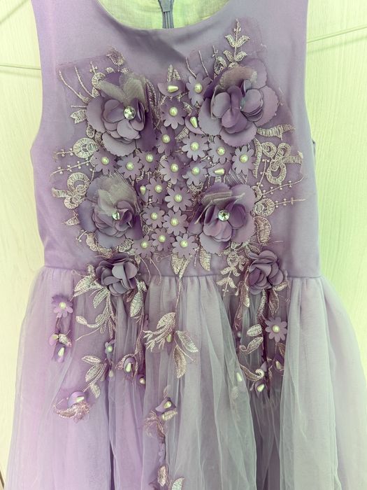 Вечернее, пышное платье для девочек 7-8лет