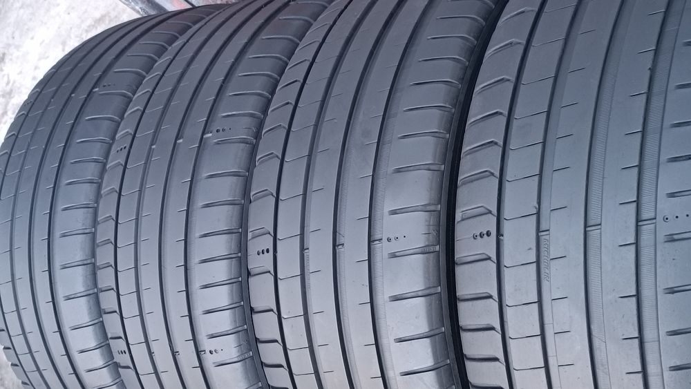 235/45/18 Michelin Дот 4723