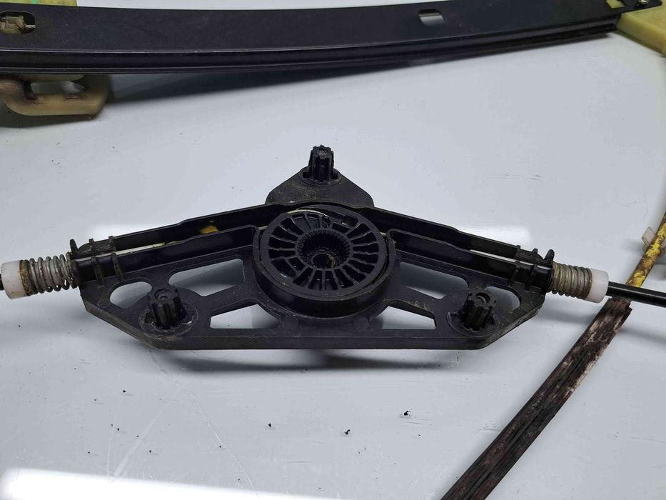 Macara electrica geam dreapta fata Skoda Octavia 3 Combi (5E5) [Fabr 2