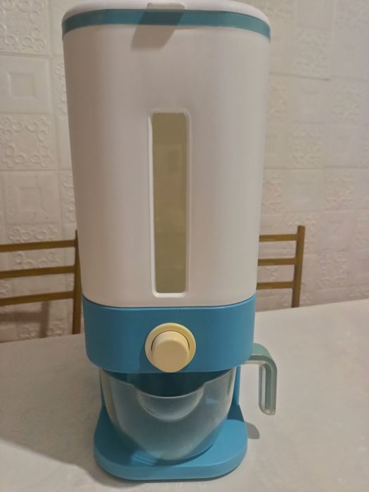 Контейнер для крупых