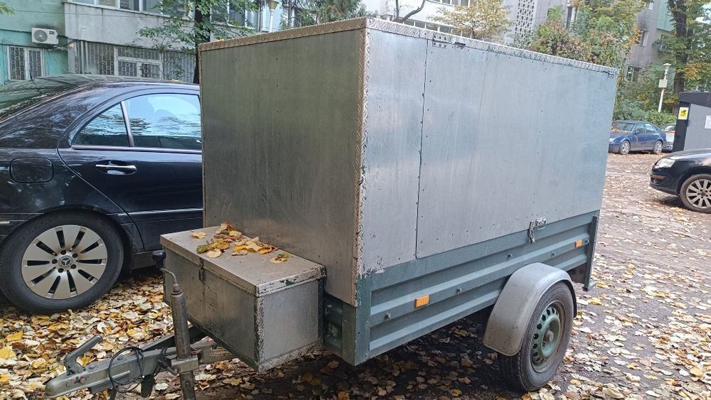 Închiriez remorca de 750 kg