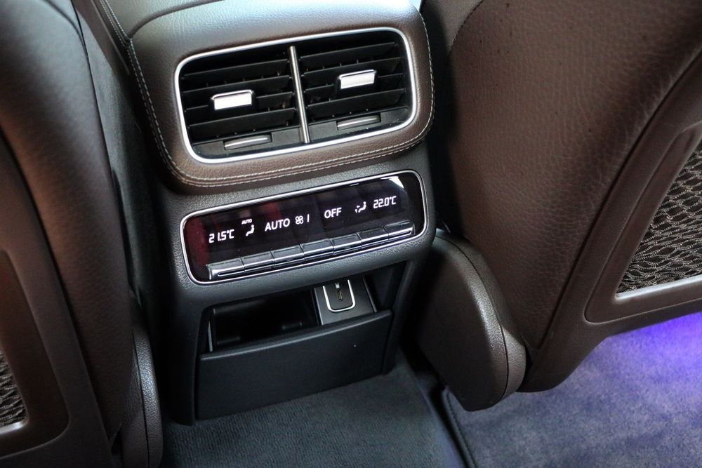 Mercedes Gle 350 de AMG/ air/pano/soft/masaj/ventilatie