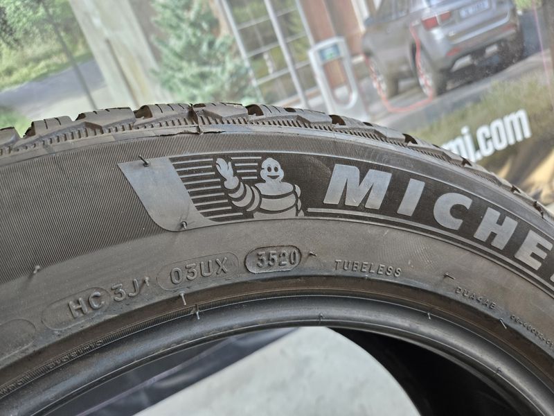 235/55/18 MICHELIN 4бр