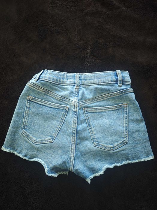 Къси панталонки ZARA момиче 128см