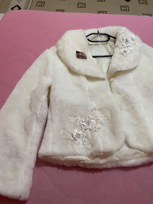 Vand Bolero dama, se poarta la rochie