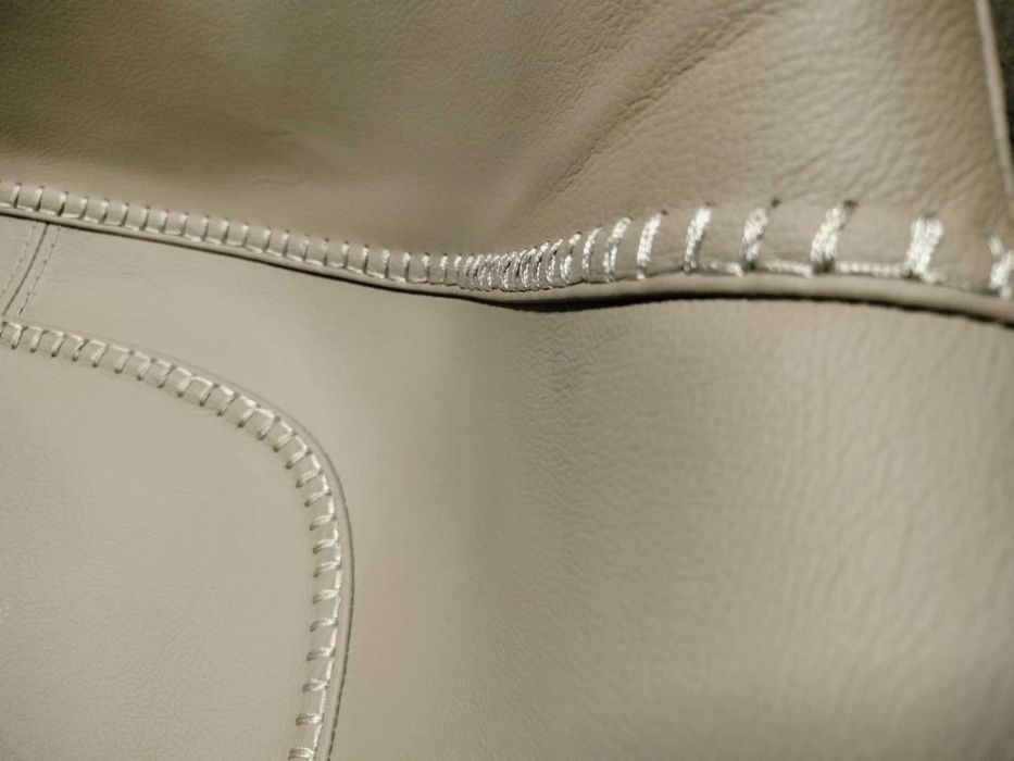 Трапезни столове естествена кожа висок клас