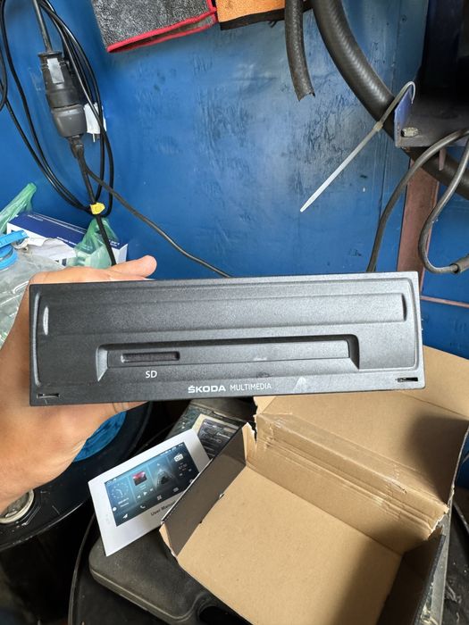 Оригинална мултимедия за Шкода Октавия 3