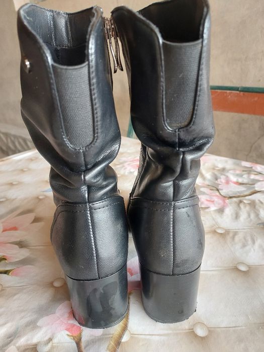 Сапожка женская.